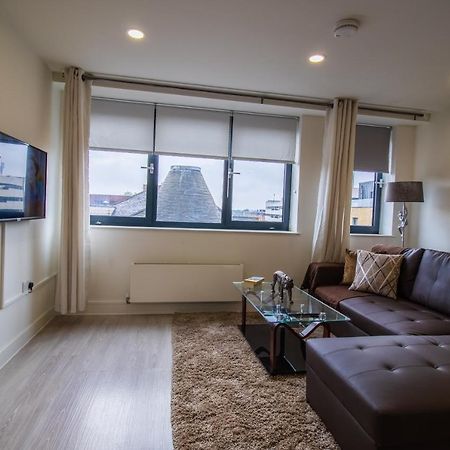 Virexxa Bedford Centre - Executive Suite - 2Bed Flat With Free Parking & Gym Exteriör bild