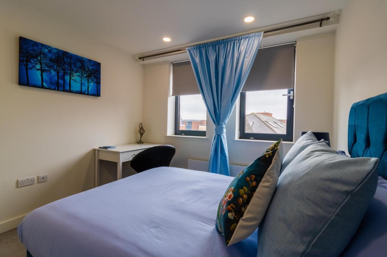 Virexxa Bedford Centre - Executive Suite - 2Bed Flat With Free Parking & Gym Exteriör bild