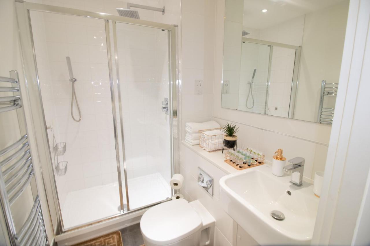 Virexxa Bedford Centre - Executive Suite - 2Bed Flat With Free Parking & Gym Exteriör bild