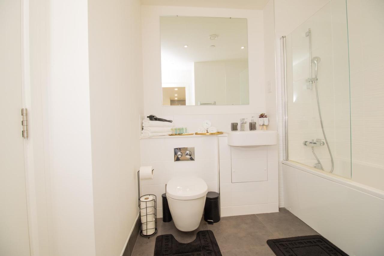 Virexxa Bedford Centre - Executive Suite - 2Bed Flat With Free Parking & Gym Exteriör bild