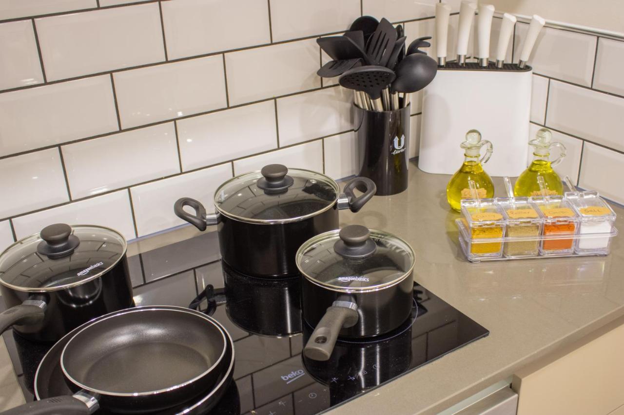 Virexxa Bedford Centre - Executive Suite - 2Bed Flat With Free Parking & Gym Exteriör bild